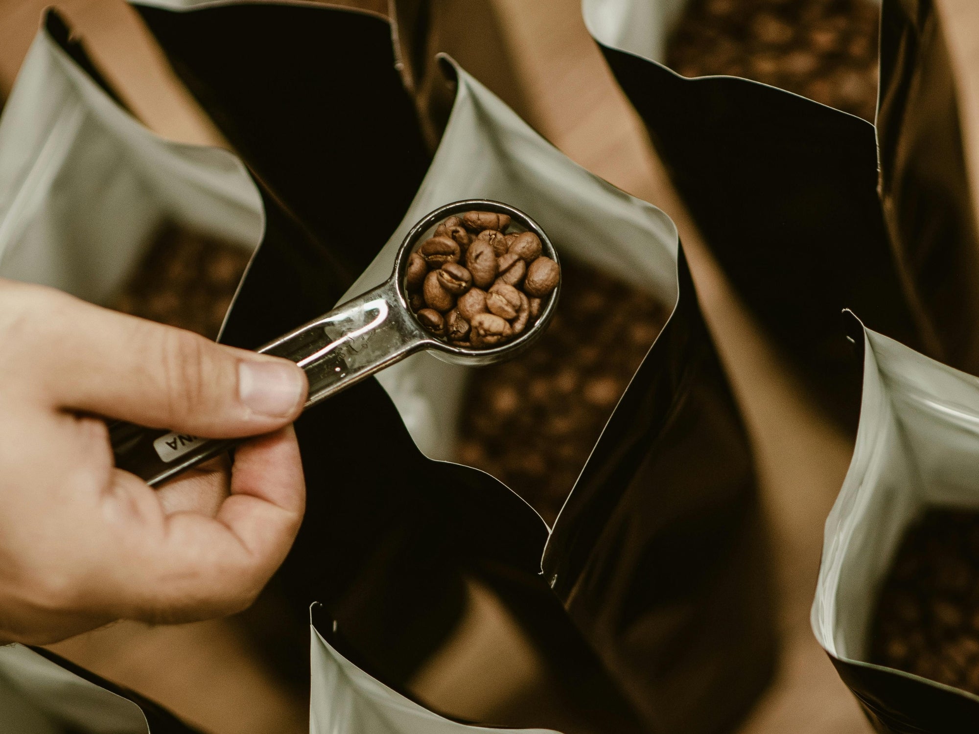 Vrhunski espresso Aparati,Mlinovi, oprema i kafa
Brew Society